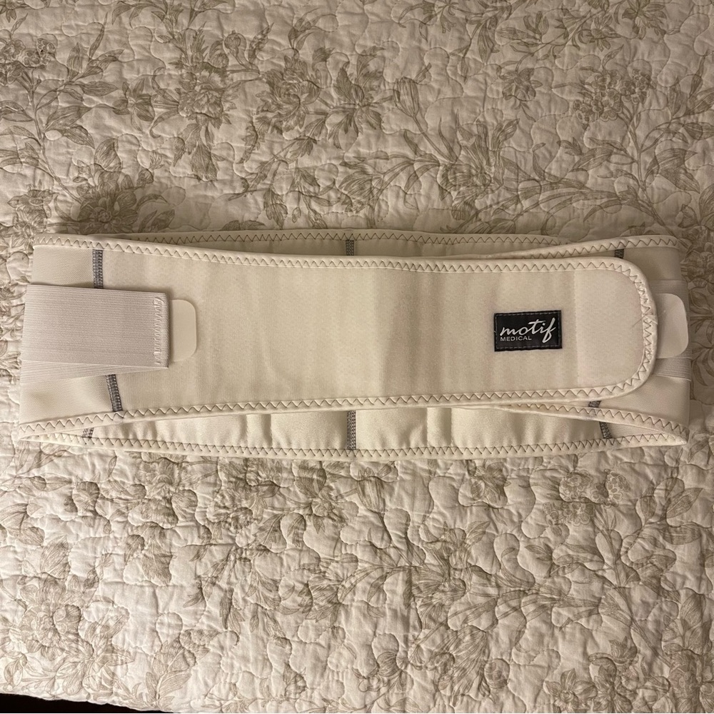 Motif Medical Pregnancy Support Band